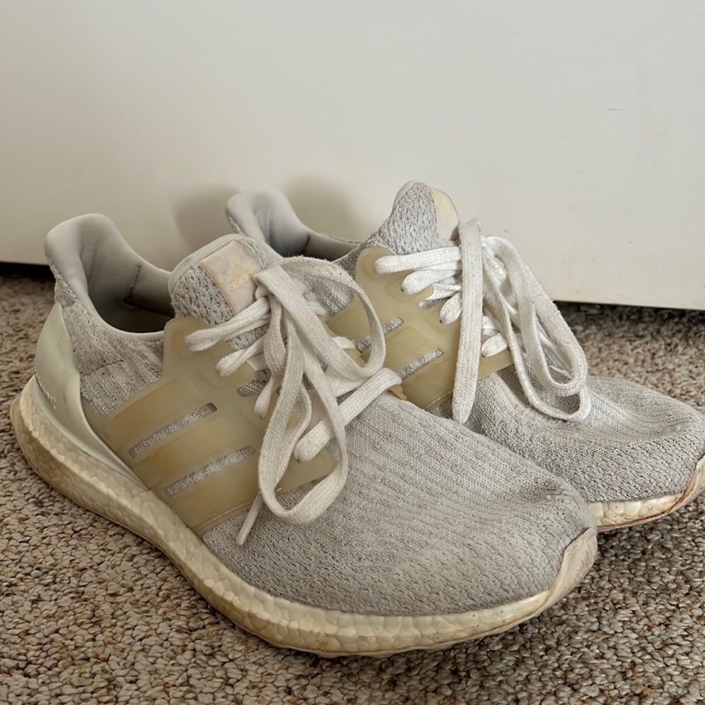 Adidas Ultraboost White Women’s size 7